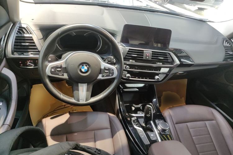 Used BMW X3 2018 xDrive25i M Sport Package China V Center Console