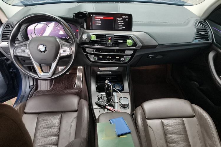 Used BMW X3 2018 xDrive28i Luxury Package China V Center Console