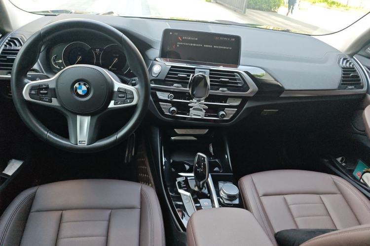 Used BMW X3 2018 xDrive25i M Sport Package China V Center Console