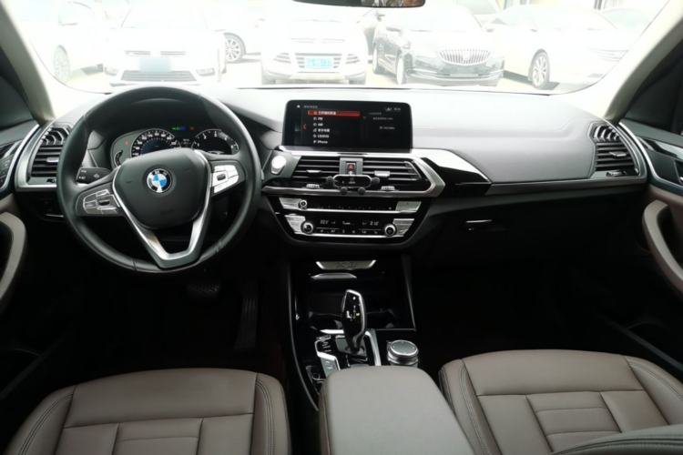 Used BMW X3 2018 xDrive25i Luxury Package China VI Emission Standard Center Console
