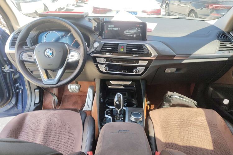 Used BMW X3 2018 xDrive28i Luxury Package China VI Emission Standard Center Console