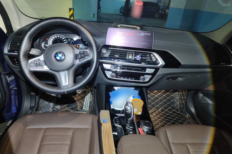 Used BMW X3 2018 xDrive25i M Sport Package China V Center Console