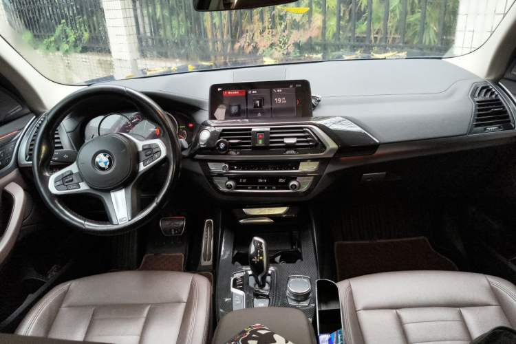 Used BMW X3 2018 xDrive25i M Sport Package China V Center Console