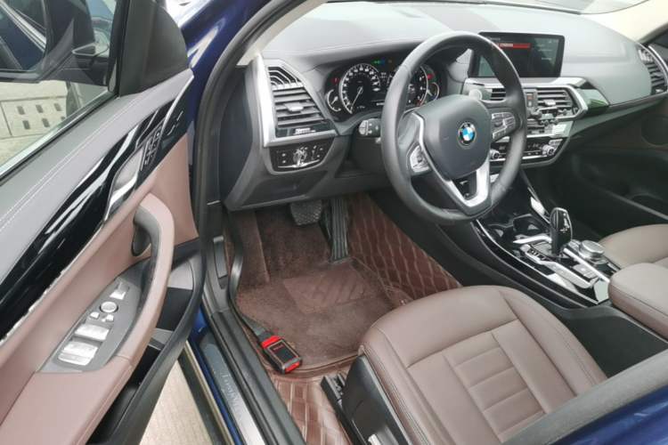 Used BMW X3 2018 xDrive25i Luxury Package China VI Emission Standard Driver Seat