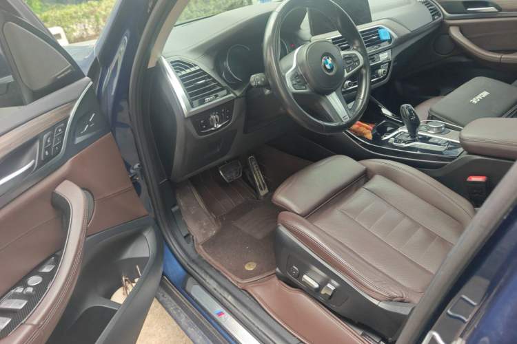 Used BMW X3 2018 xDrive30i Luxury Model with M Sport Package China V Emission Standard Driver Seat