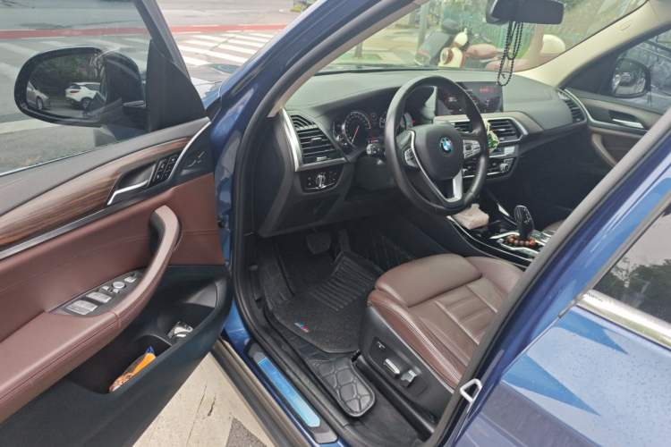 Used BMW X3 2018 xDrive28i Luxury Package China VI Emission Standard Driver Seat