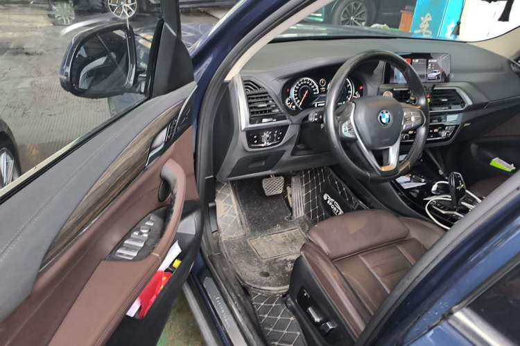 Used BMW X3 2018 xDrive28i Luxury Package China VI Emission Standard Driver Seat