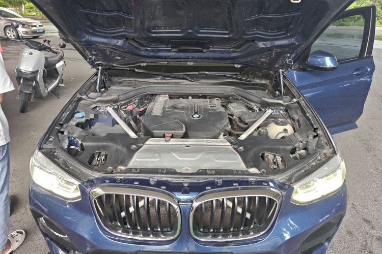 Used BMW X3 2018 xDrive28i M Sport Package China V Emission Standard Engine Bay