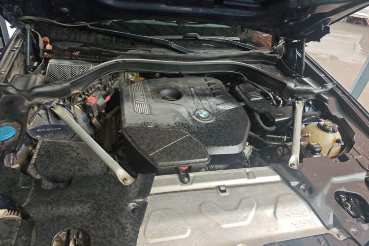 Used BMW X3 2018 xDrive25i M Sport Package China VI Engine Bay