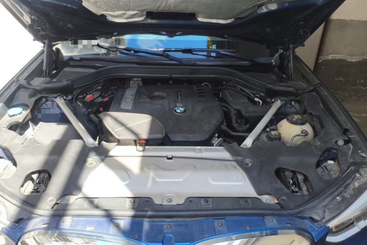 Used BMW X3 2018 xDrive28i M Sport Package China V Emission Standard Engine Bay