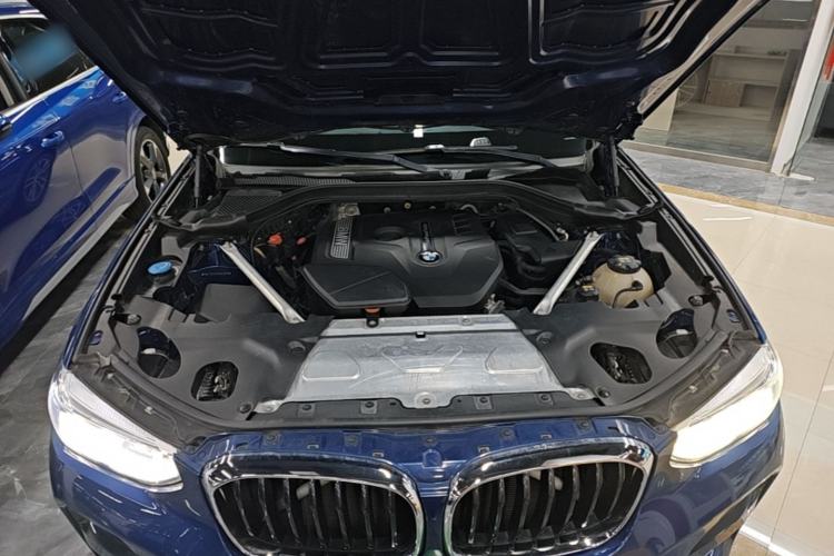 Used BMW X3 2018 xDrive30i Luxury Edition M Sport Package China VI Engine Bay