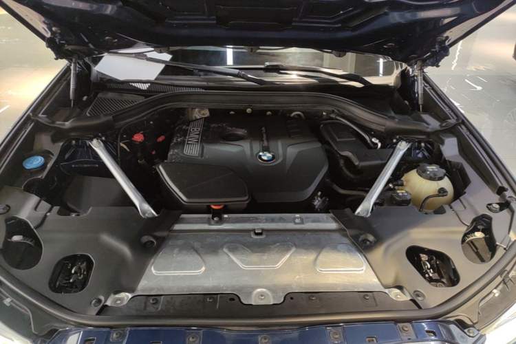 Used BMW X3 2018 xDrive25i M Sport Package China V Engine Bay