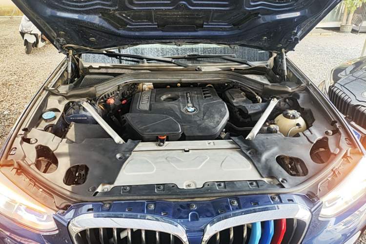Used BMW X3 2018 xDrive25i M Sport Package China V Engine Bay