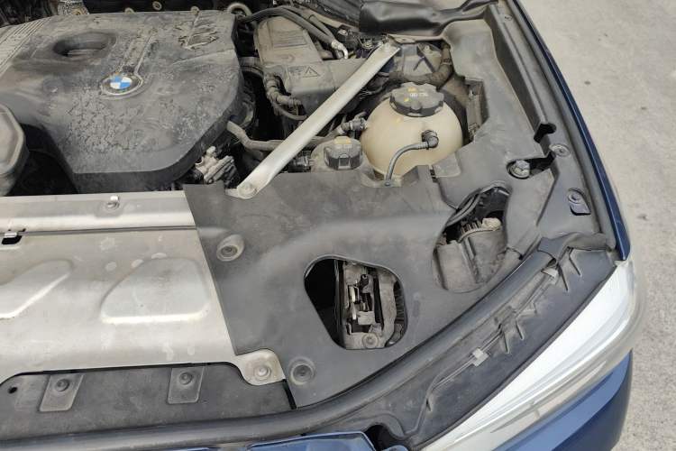 Used BMW X3 2018 xDrive25i M Sport Package China V Engine Bay Left
