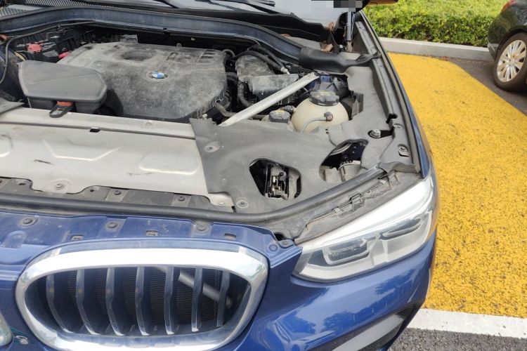Used BMW X3 2018 xDrive28i Luxury Package China V Engine Bay Left