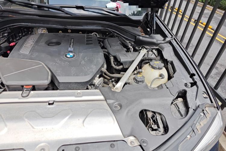 Used BMW X3 2018 xDrive28i M Sport Package China VI Engine Bay Left