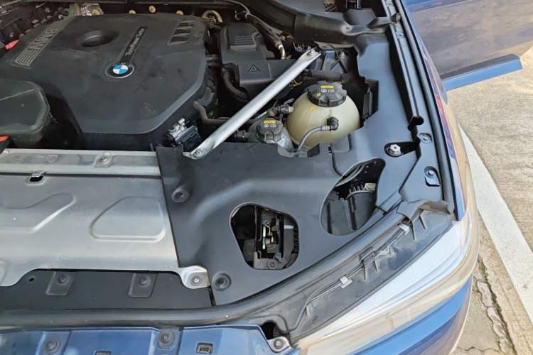 Used BMW X3 2018 xDrive25i M Sport Package China V Engine Bay Left