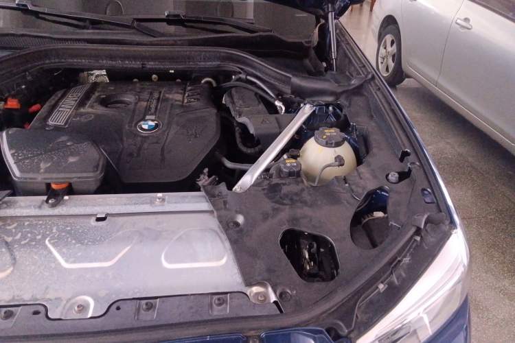 Used BMW X3 2018 xDrive28i M Sport Package China VI Engine Bay Left