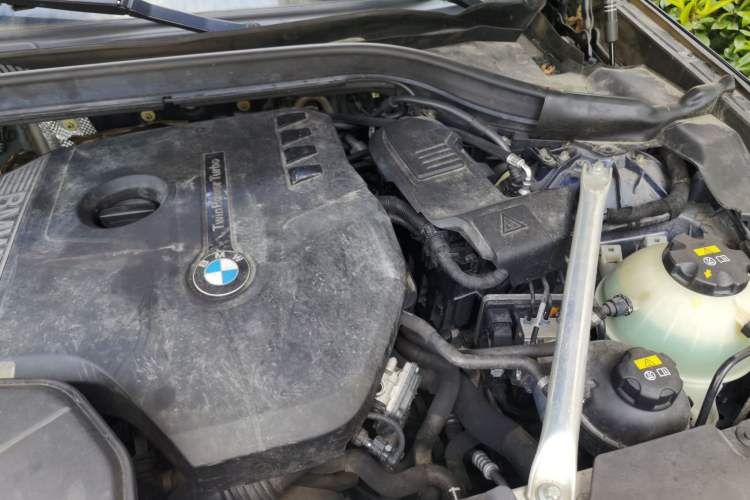 Used BMW X3 2018 xDrive25i Luxury Package China V Engine Bay Left