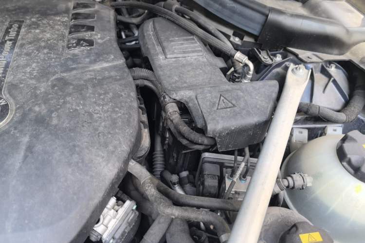 Used BMW X3 2018 xDrive28i M Sport Package China V Emission Standard Engine Bay Left