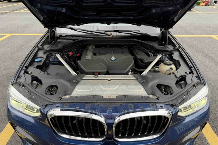 Used BMW X3 2018 xDrive28i M Sport Package China VI Engine Bay