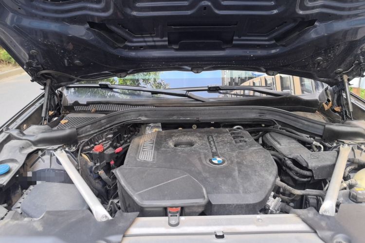 Used BMW X3 2018 xDrive28i M Sport Package China V Emission Standard Engine Bay