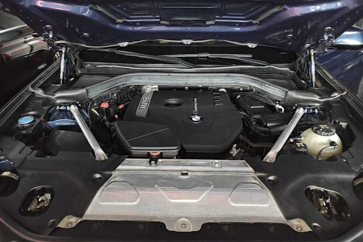 Used BMW X3 2018 xDrive28i M Sport Package China VI Engine Bay