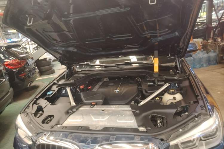 Used BMW X3 2018 xDrive25i M Sport Package China V Engine Bay