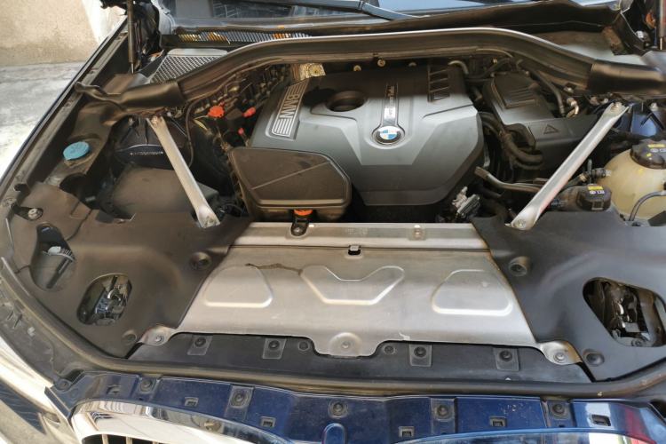 Used BMW X3 2018 xDrive28i M Sport Package China V Emission Standard Engine Bay