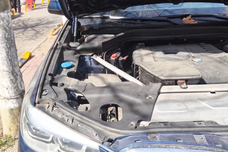 Used BMW X3 2018 xDrive25i M Sport Package China VI Engine Bay Right