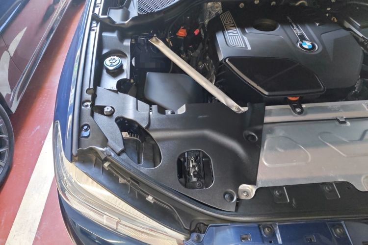 Used BMW X3 2018 xDrive25i M Sport Package China V Engine Bay Right