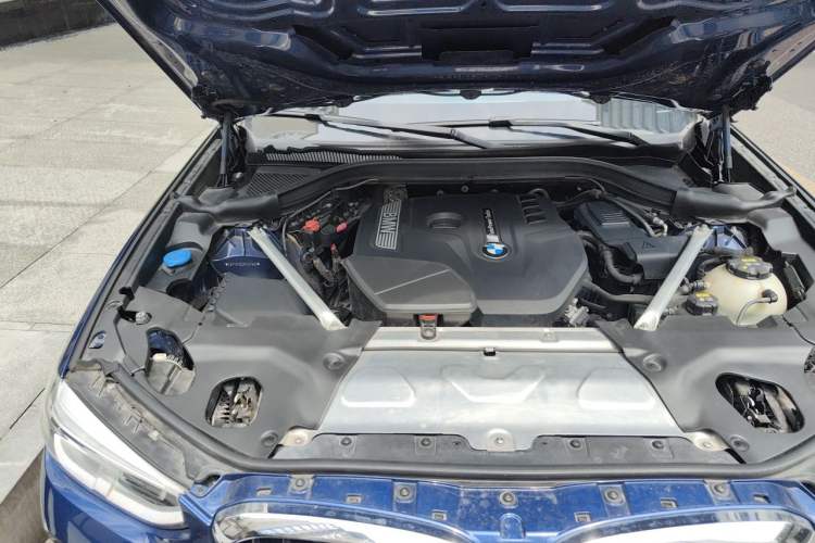 Used BMW X3 2018 xDrive25i M Sport Package China VI Engine Bay Right