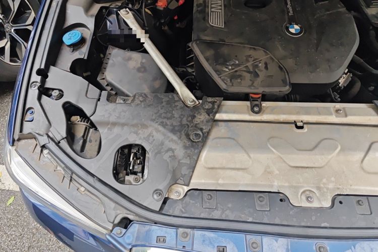 Used BMW X3 2018 xDrive28i M Sport Package China VI Engine Bay Right