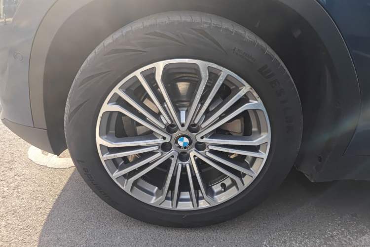 Used BMW X3 2018 xDrive28i Luxury Package China VI Emission Standard Exterior 1