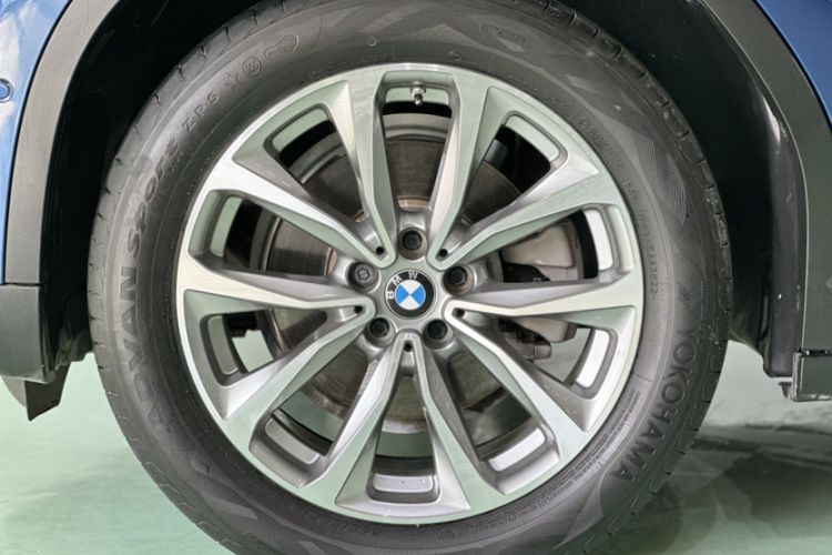 Used BMW X3 2018 xDrive25i Luxury Package China VI Emission Standard Exterior 2