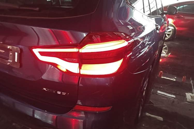 Used BMW X3 2018 xDrive28i M Sport Package China VI Exterior 3
