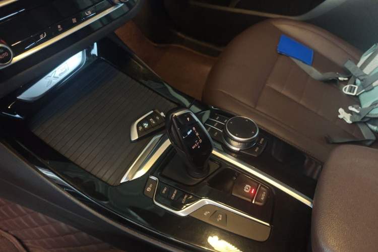 Used BMW X3 2018 xDrive25i M Sport Package China VI Gear Lever