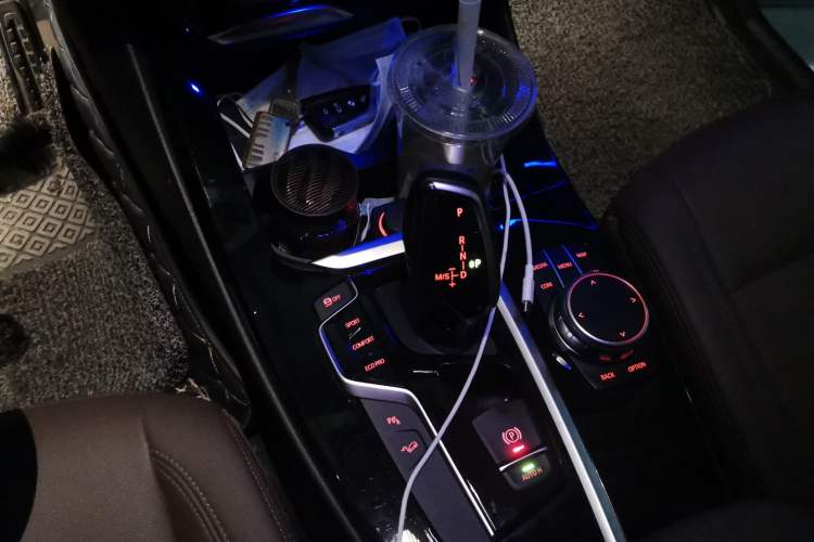 Used BMW X3 2018 xDrive25i M Sport Package China VI Gear Lever