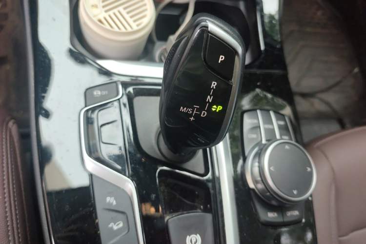 Used BMW X3 2018 xDrive25i M Sport Package China VI Gear Lever
