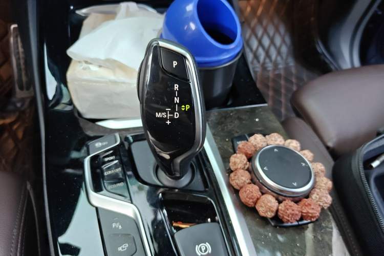 Used BMW X3 2018 xDrive30i Luxury Edition M Sport Package China VI Gear Lever