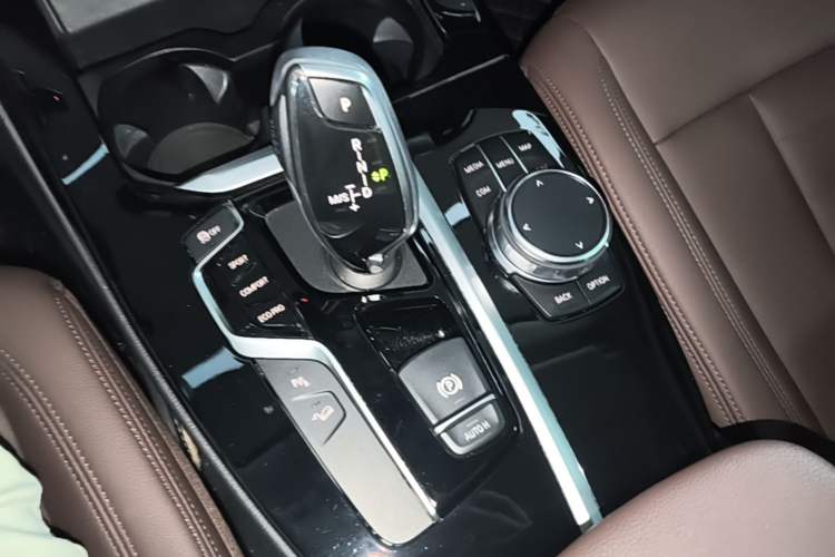 Used BMW X3 2018 xDrive25i M Sport Package China VI Gear Lever
