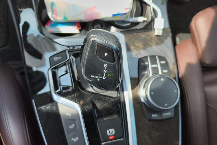 Used BMW X3 2018 xDrive30i Luxury Edition M Sport Package China VI Gear Lever