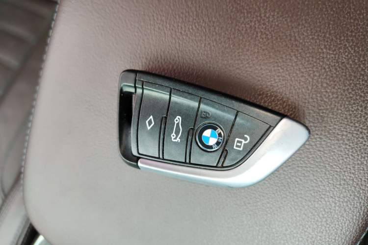 Used BMW X3 2018 xDrive28i M Sport Package China VI Interior 1