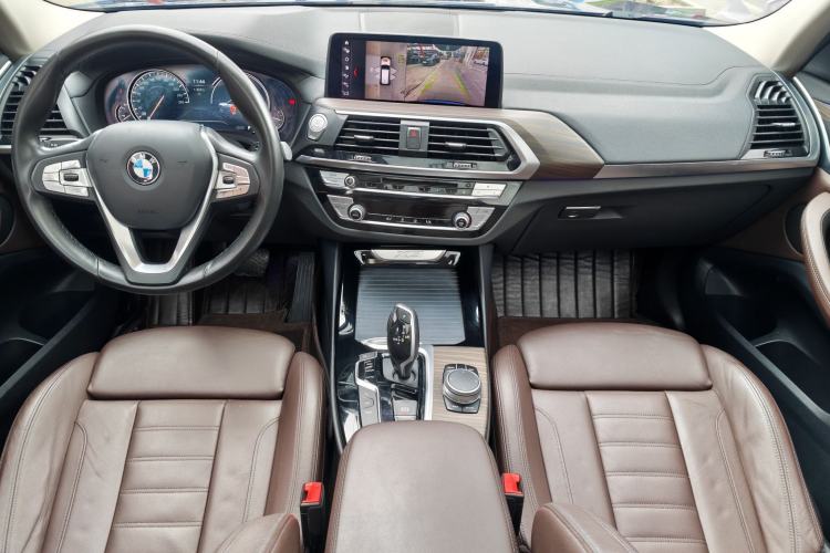 Used BMW X3 2018 xDrive28i Luxury Package China VI Emission Standard Interior 1
