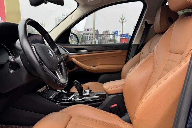 Used BMW X3 2018 xDrive28i Luxury Package China VI Emission Standard Interior 2