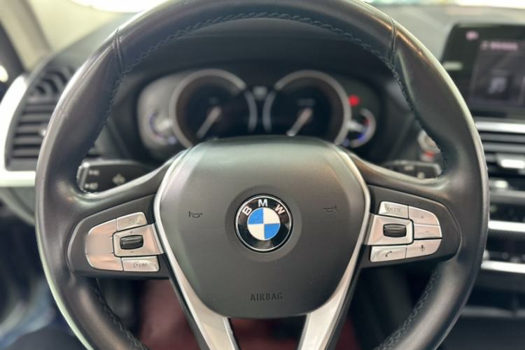 Used BMW X3 2018 xDrive25i Luxury Package China VI Emission Standard Interior 2
