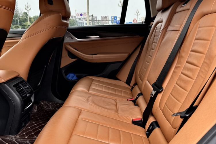 Used BMW X3 2018 xDrive28i Luxury Package China VI Emission Standard Interior 3