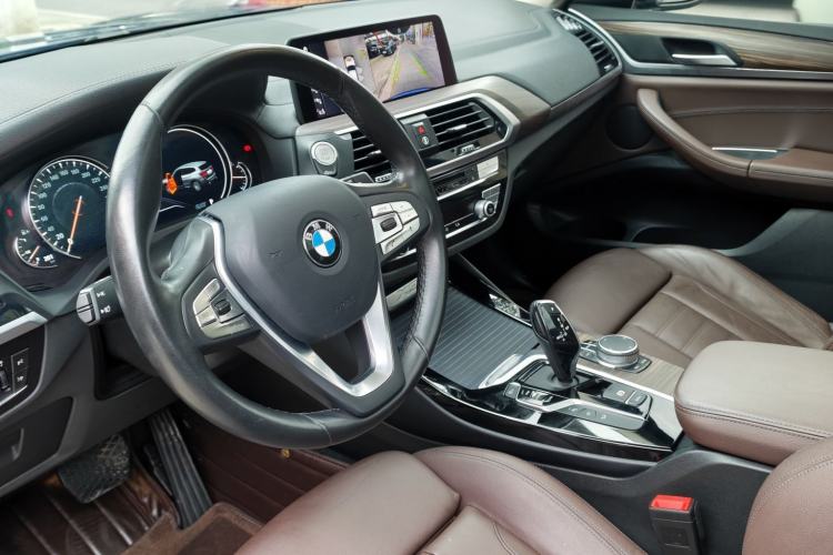 Used BMW X3 2018 xDrive28i Luxury Package China VI Emission Standard Interior 4