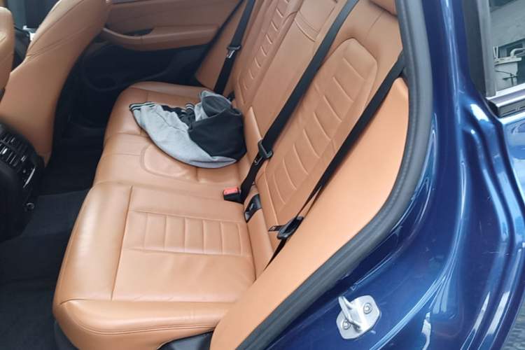 Used BMW X3 2018 xDrive25i M Sport Package China V Interior 4