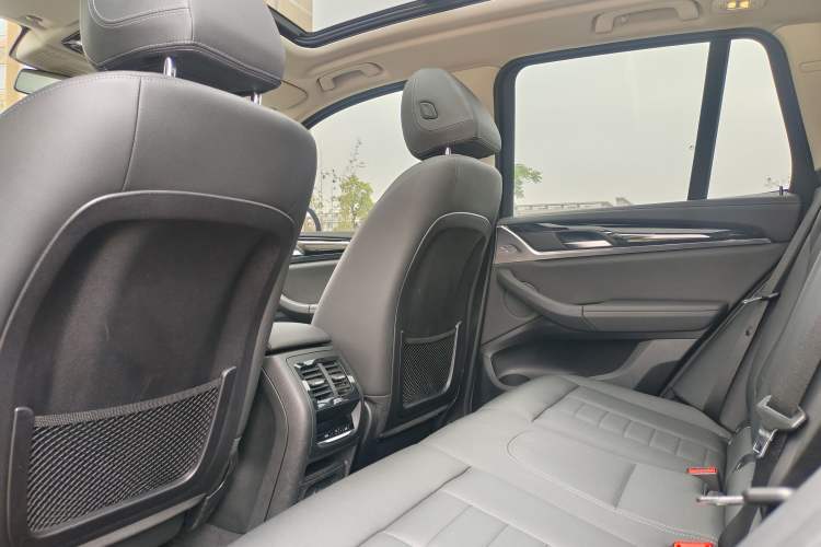 Used BMW X3 2018 xDrive25i M Sport Package China V Interior 7
